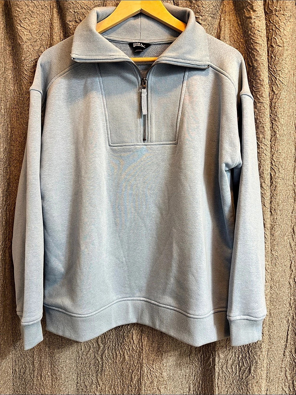 Eddie Bauer Women's Quarter-Zip Pullover in Blue Large Like New